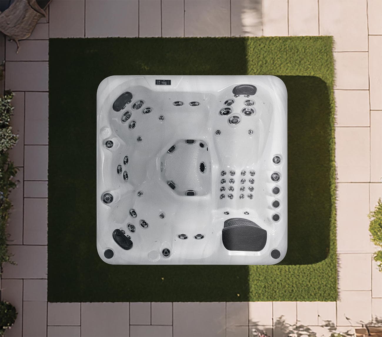 Platinum Spas Deluxe Range